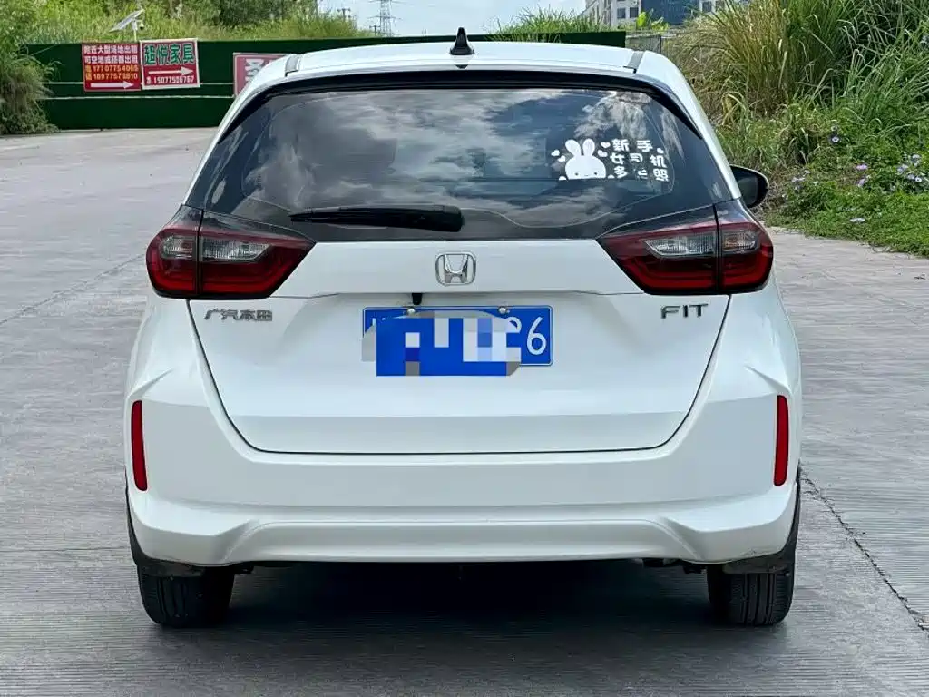 Honda Fit — миниатюра 4