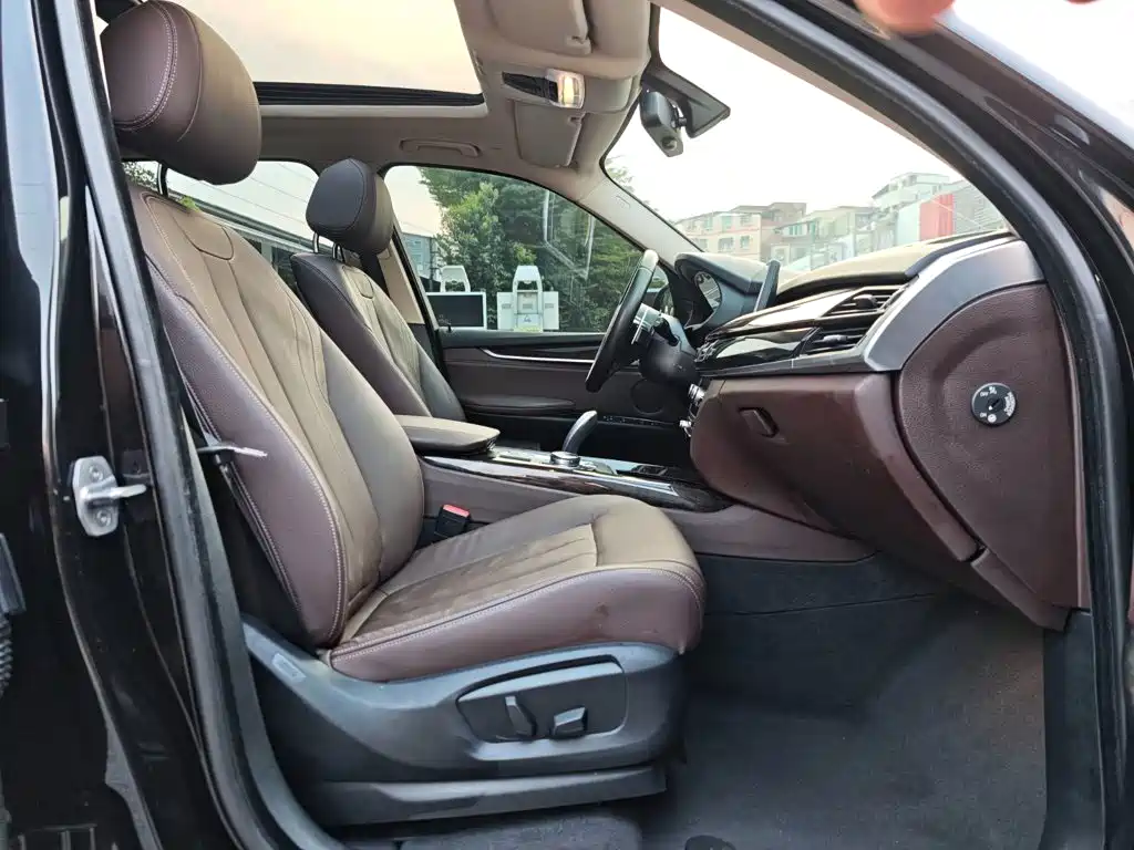 BMW X5 (Import) — миниатюра 21