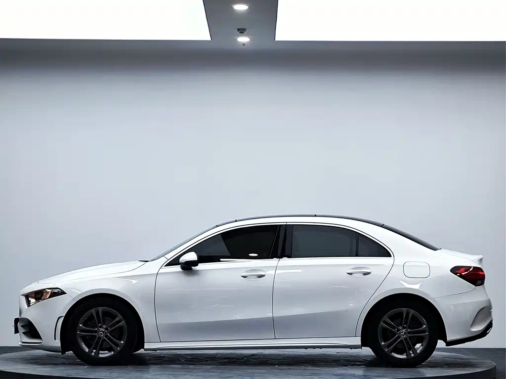 Mercedes-Benz A-Class — миниатюра 5