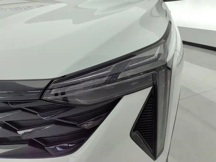 Geely Boyue — миниатюра 5