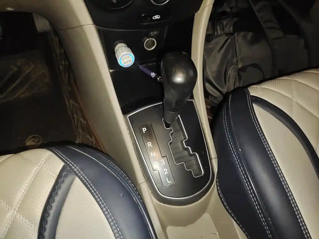 Hyundai Verna — миниатюра 15