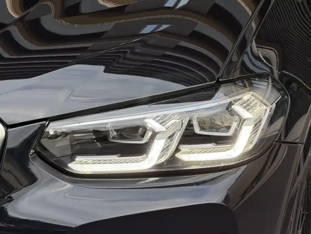 BMW X4 — миниатюра 11