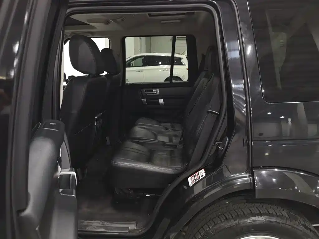 Land Rover Discovery — миниатюра 15
