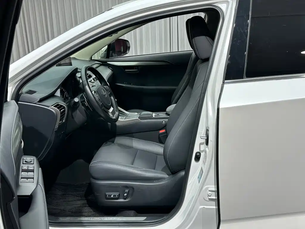 Lexus NX — миниатюра 9