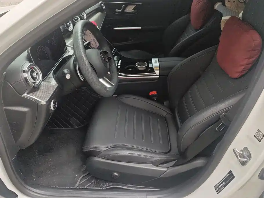 Mercedes-Benz C-Class — миниатюра 9