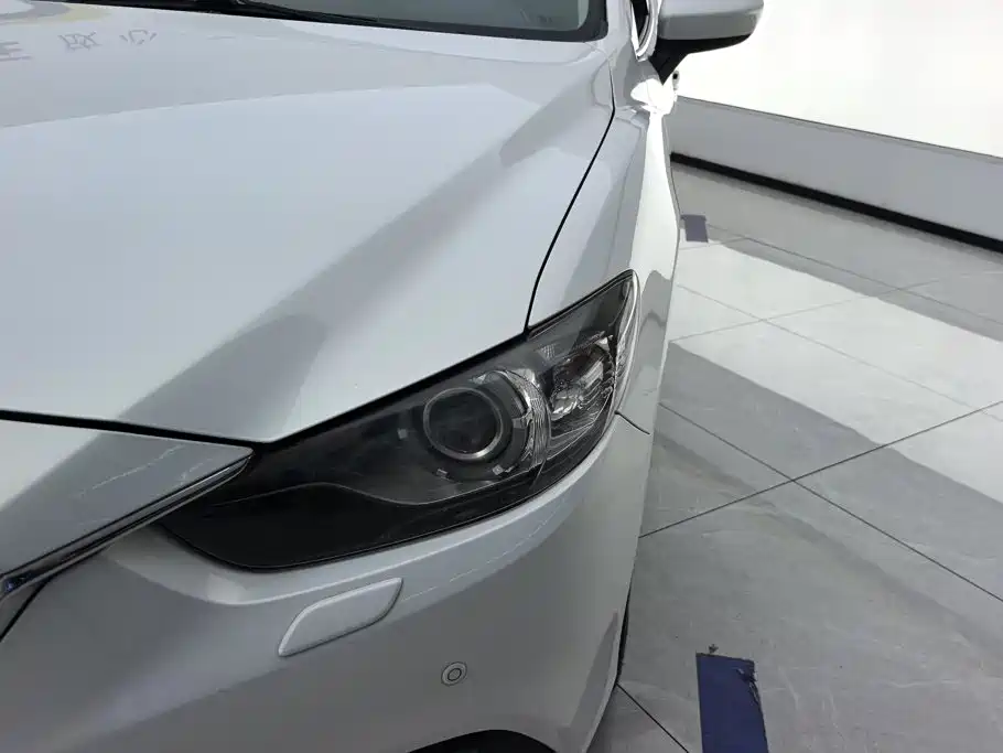 Mazda Atenza — миниатюра 5