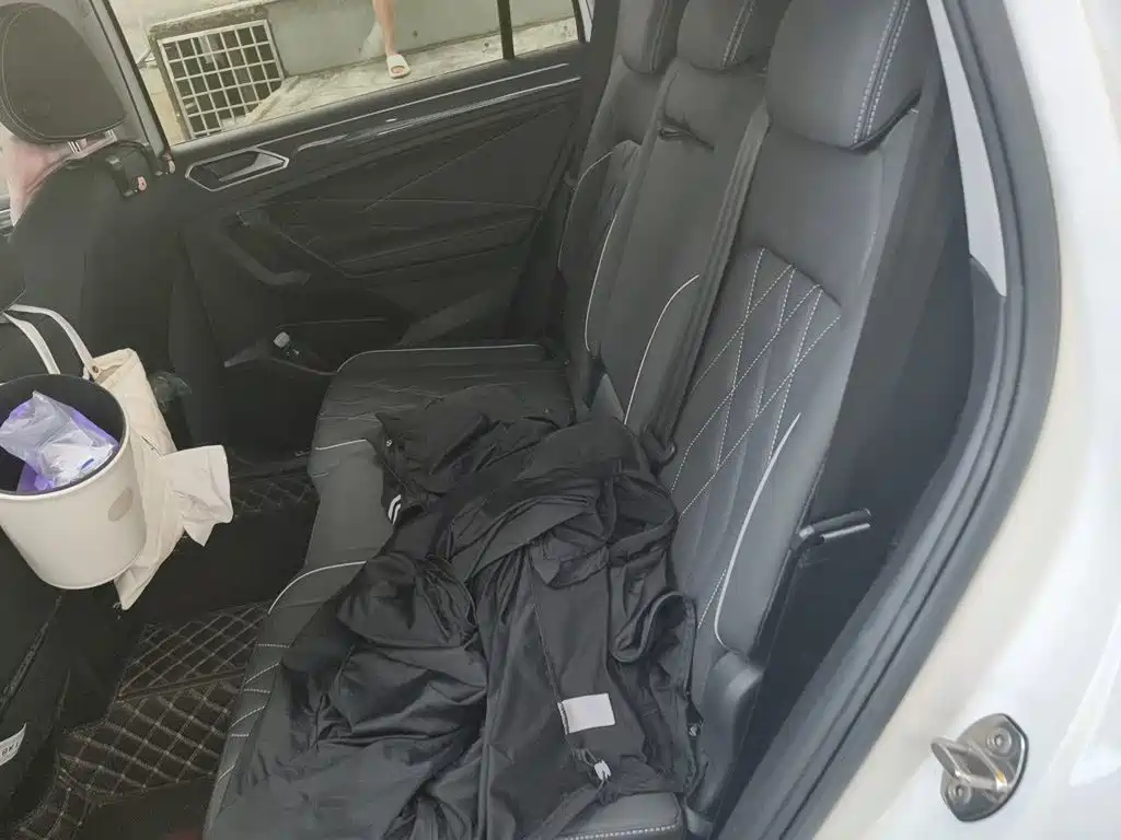 Volkswagen Tiguan L — миниатюра 13