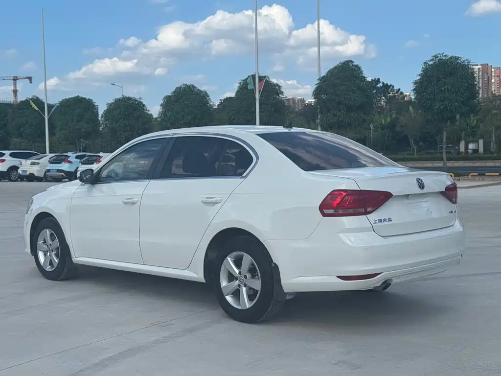 Volkswagen Lavida — миниатюра 7