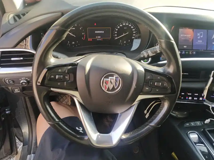Buick Enclave — миниатюра 15