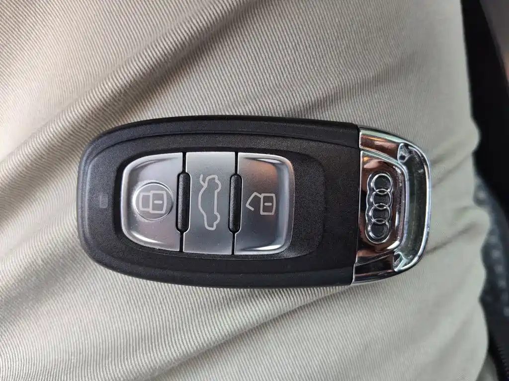 Audi A4L — миниатюра 12