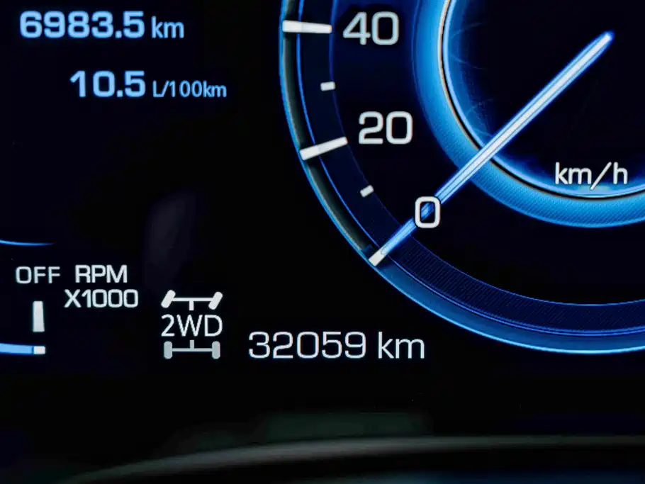 Cadillac XT6 2025 2.0T мест Luxury Executive