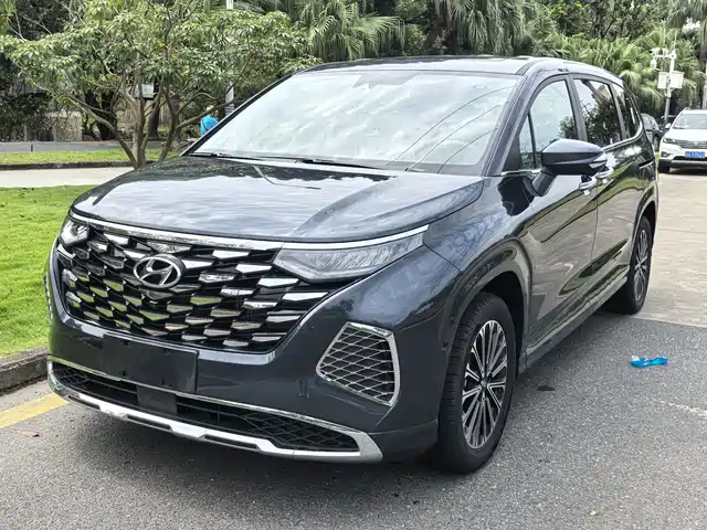 2026 Hyundai Staria