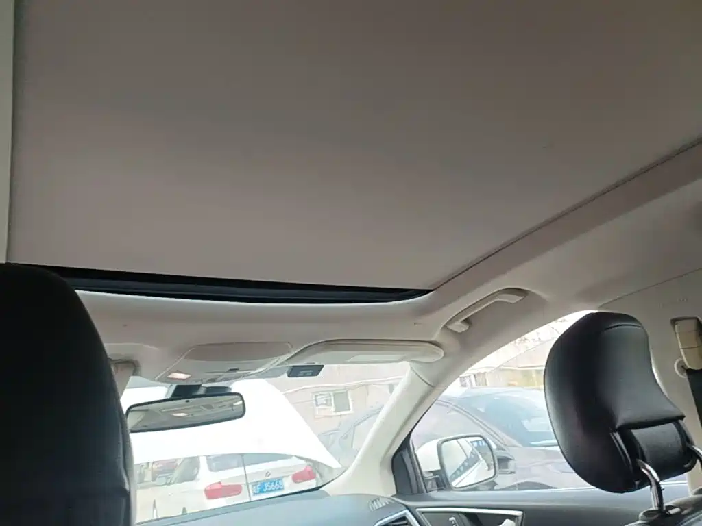 Ford Edge — миниатюра 18
