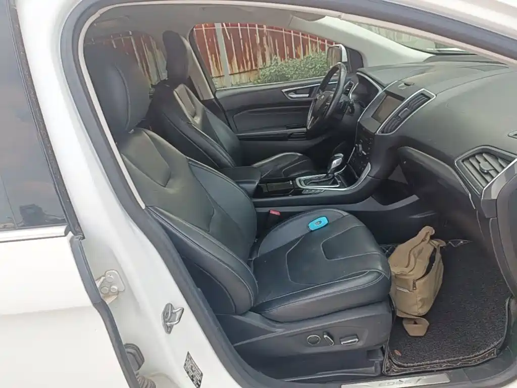 Ford Edge — миниатюра 25