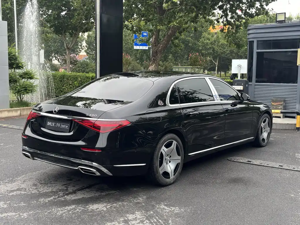 Mercedes-Benz S-Class — миниатюра 6