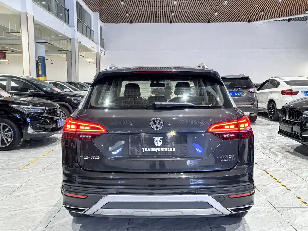 Volkswagen Tayron 2019 330TSI Luxury VI