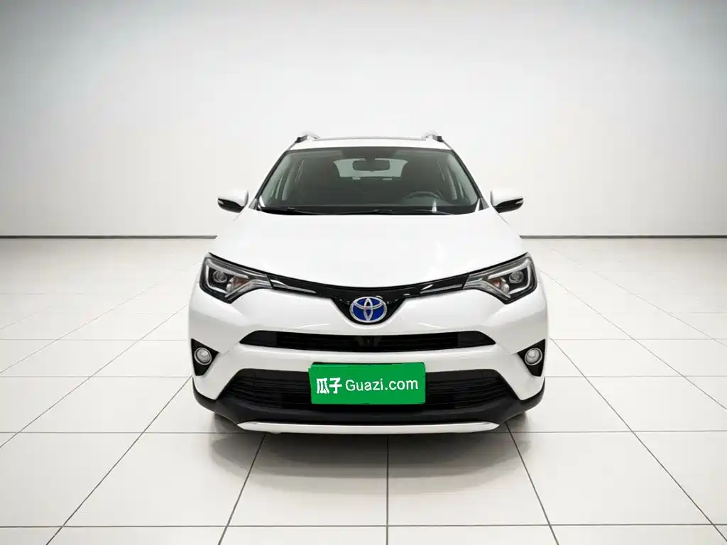 Toyota RAV4 — миниатюра 2