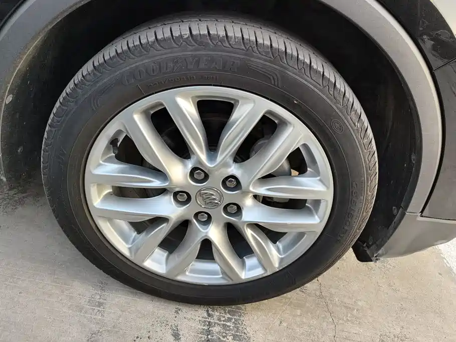 Buick Envision Plus — миниатюра 6