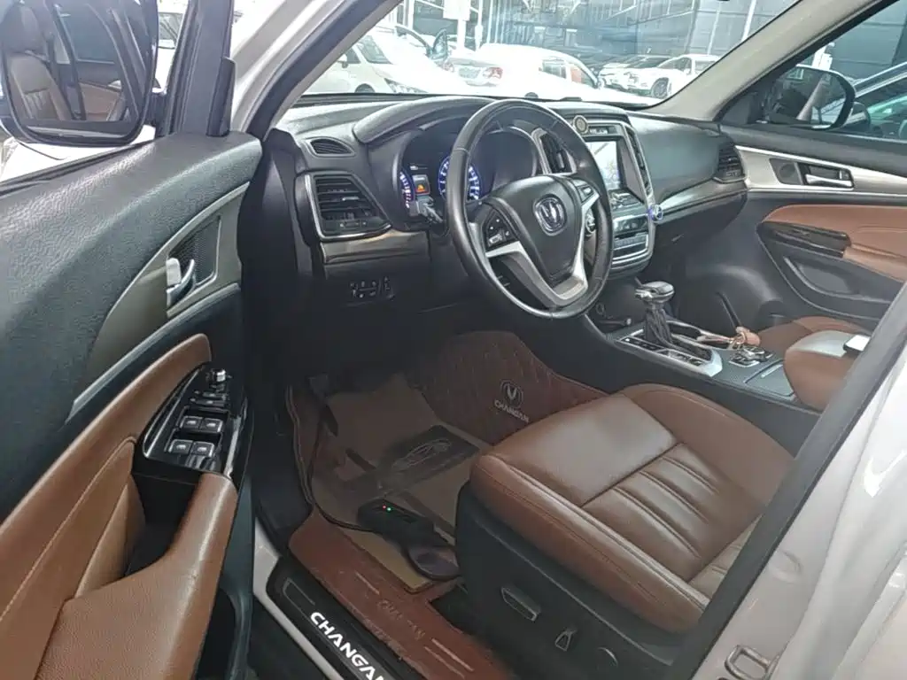 Changan CS95 — миниатюра 16