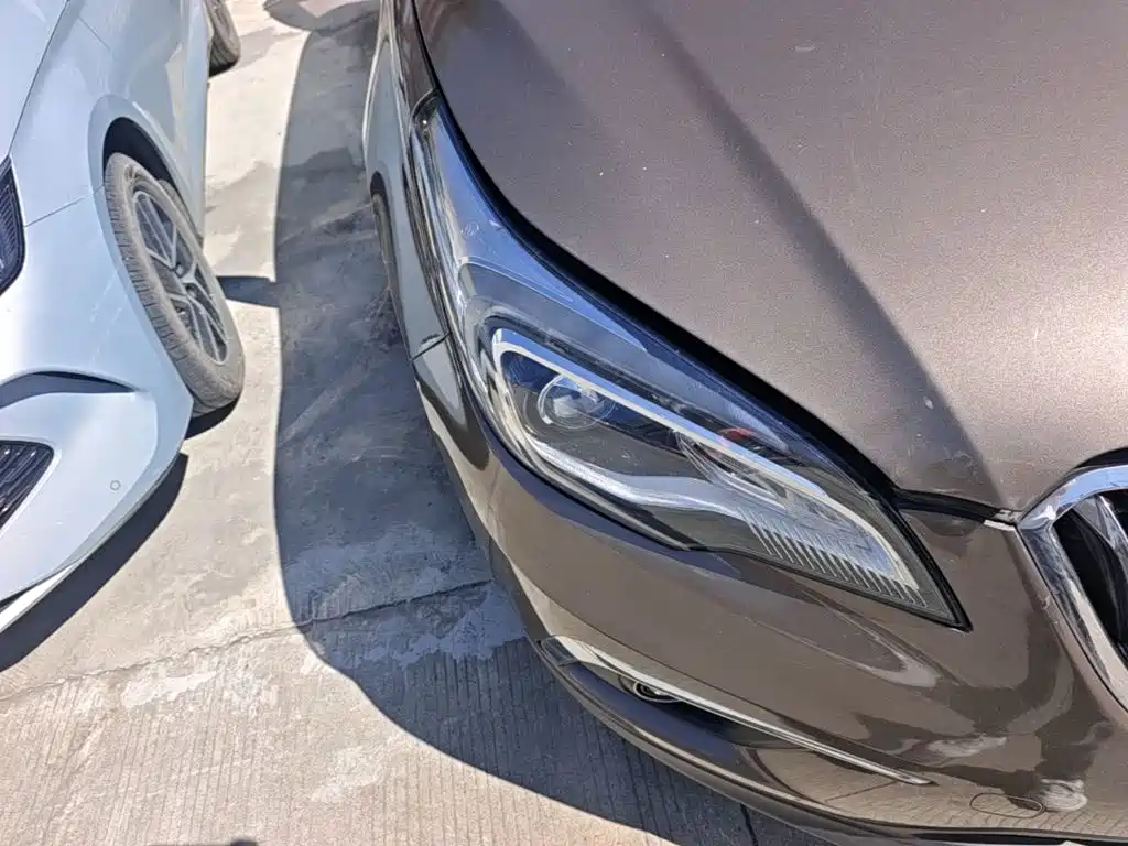 Buick Envision Plus — миниатюра 13