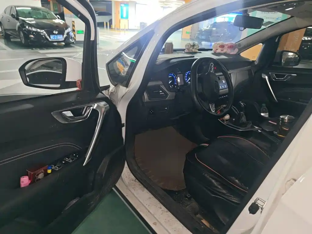 Geely Vision X3 — миниатюра 14