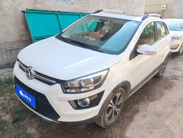 BAIC Senova X25
