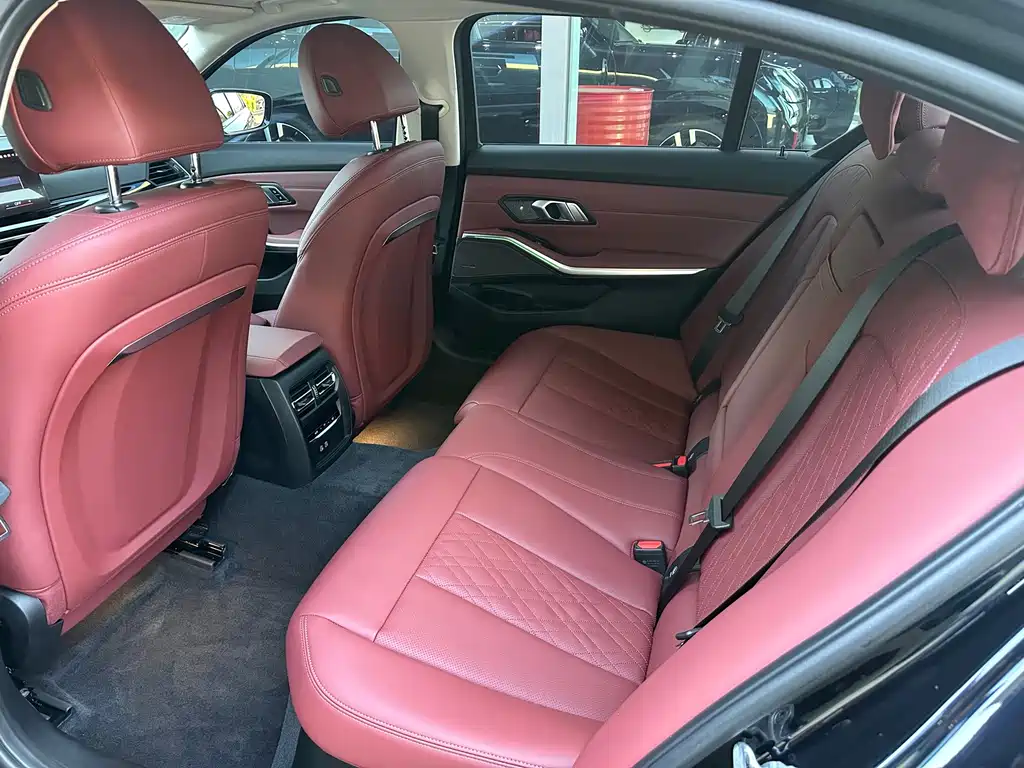 BMW 3 Series — миниатюра 7