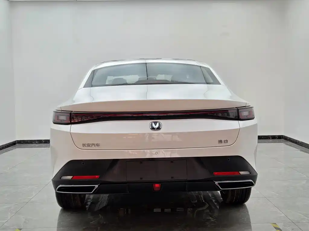 Changan Побег PHEV — миниатюра 5