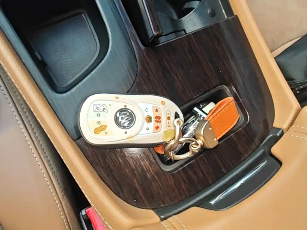 Buick LaCrosse — миниатюра 9
