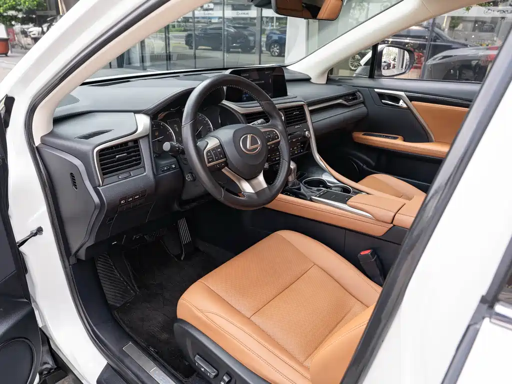 Lexus RX — миниатюра 9