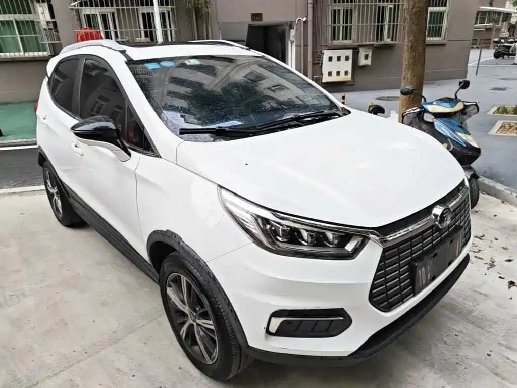 BYD Yuan EV — миниатюра 4