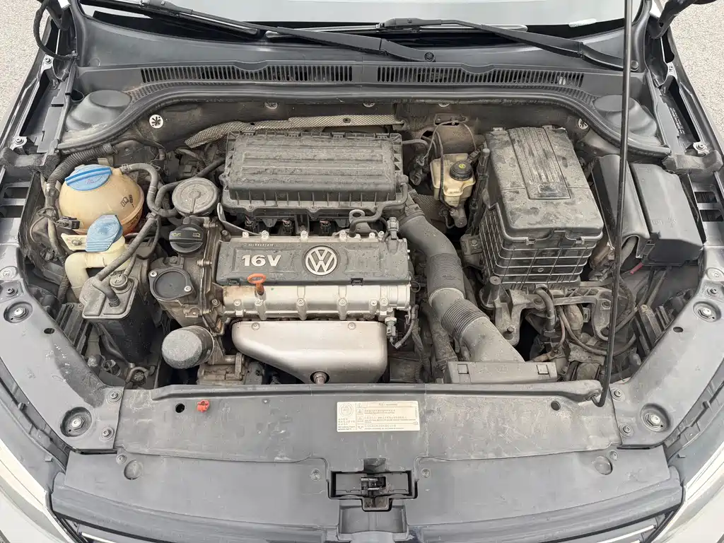 Volkswagen Sagitar — миниатюра 9