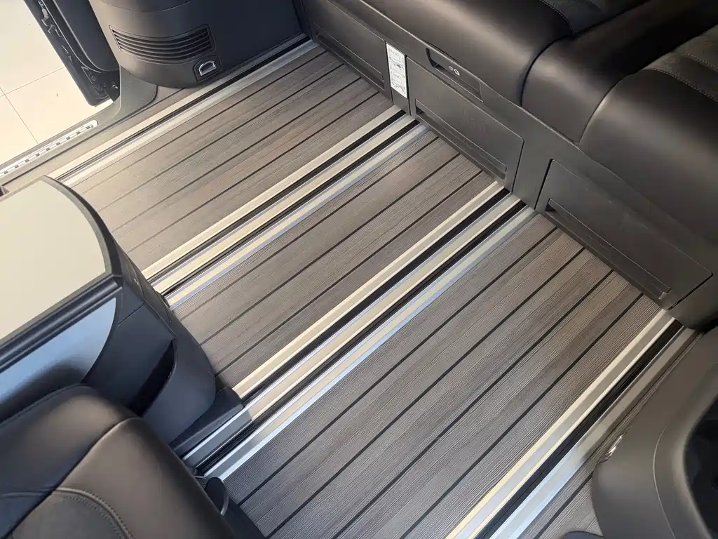 Volkswagen Multivan — миниатюра 20