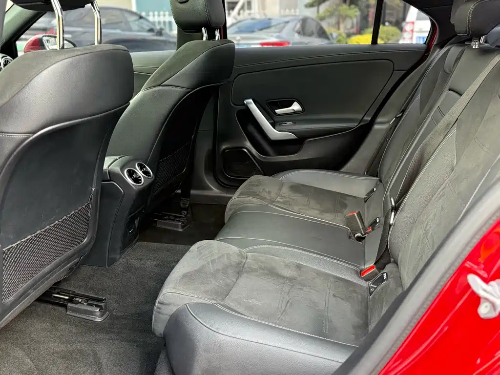 MERCEDES-BENZ A CLASS