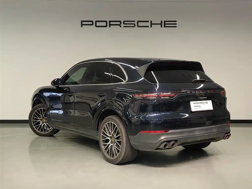 Porsche Cayenne — миниатюра 5