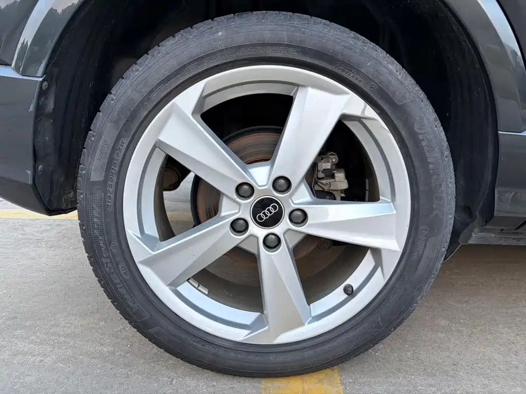 Audi Q2L — миниатюра 21