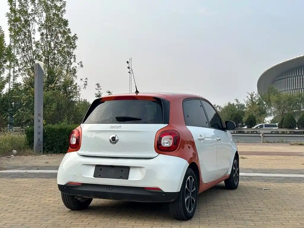 smart Smart Forfour — миниатюра 4