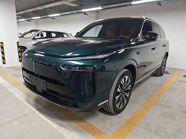 Wey Blue Mountain Four-wheel Drive ultra-long Range Version