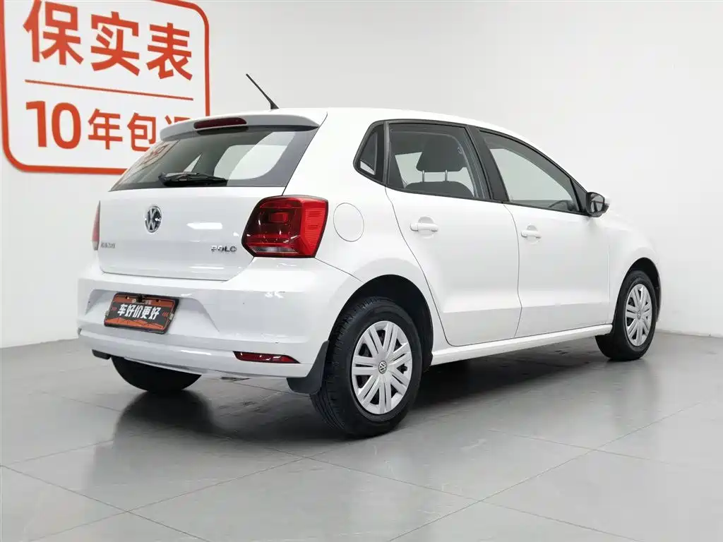 Volkswagen Polo 2014 1.4L MT