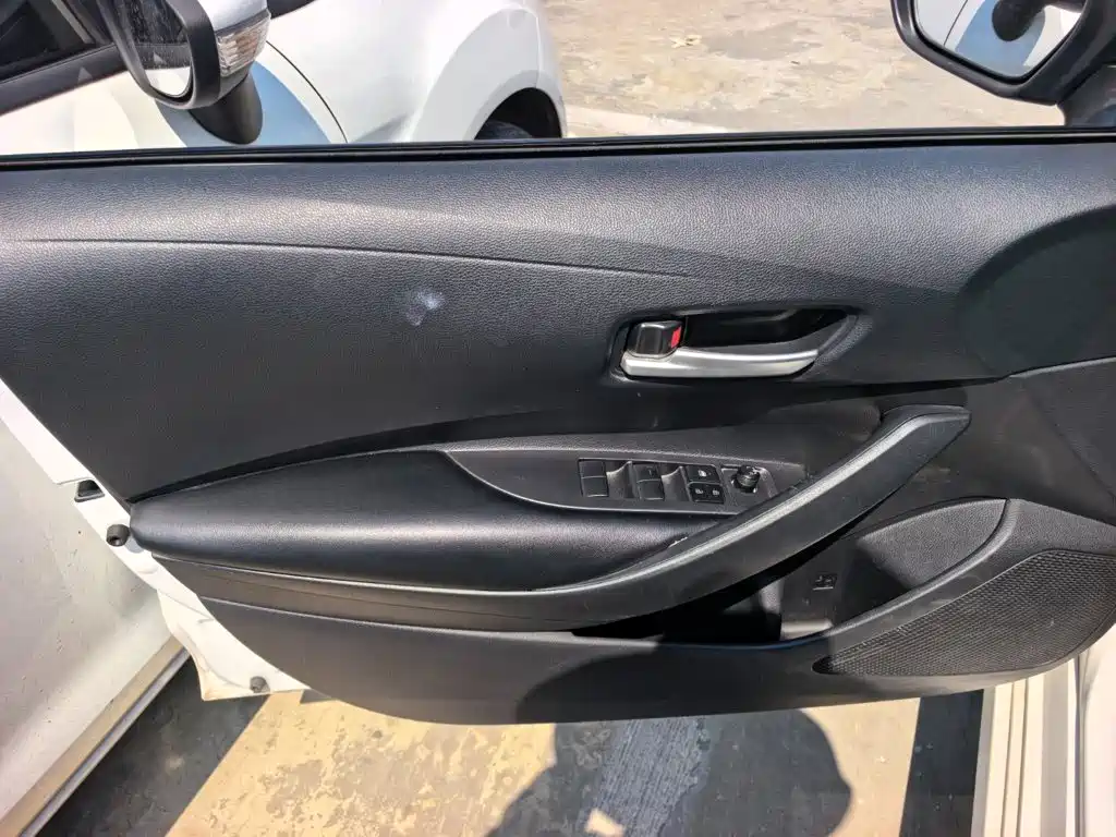 Toyota Corolla — миниатюра 6