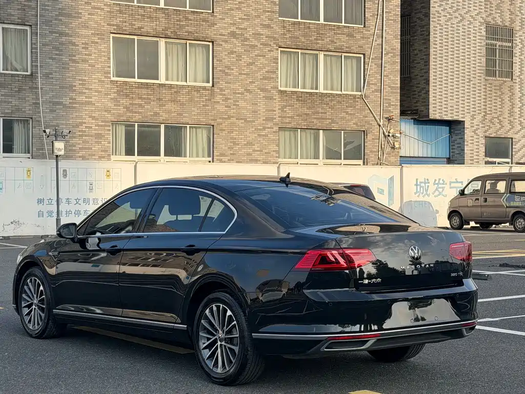 Volkswagen Magotan — миниатюра 4