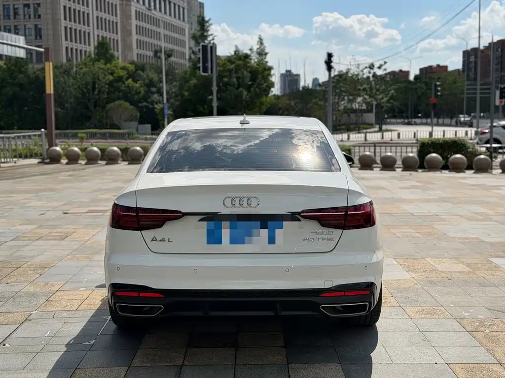 Audi A4L — миниатюра 4
