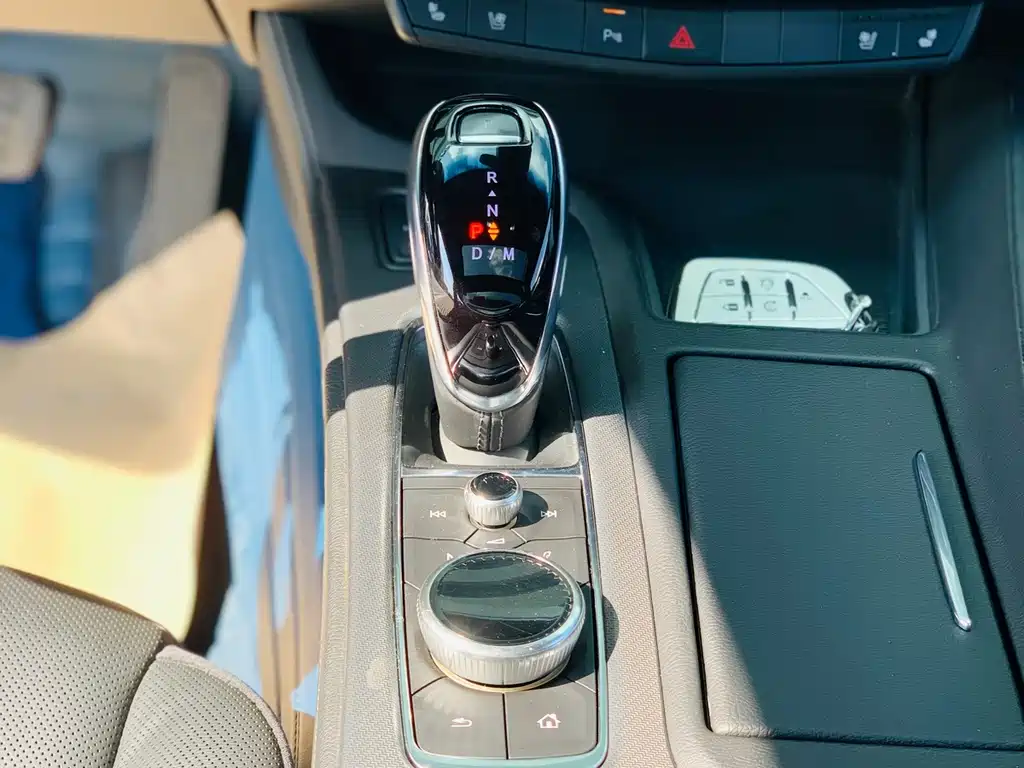 Cadillac CT5 — миниатюра 15