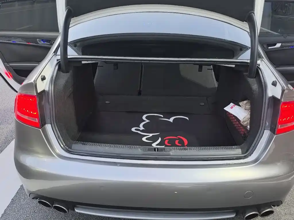 Audi A4L — миниатюра 16