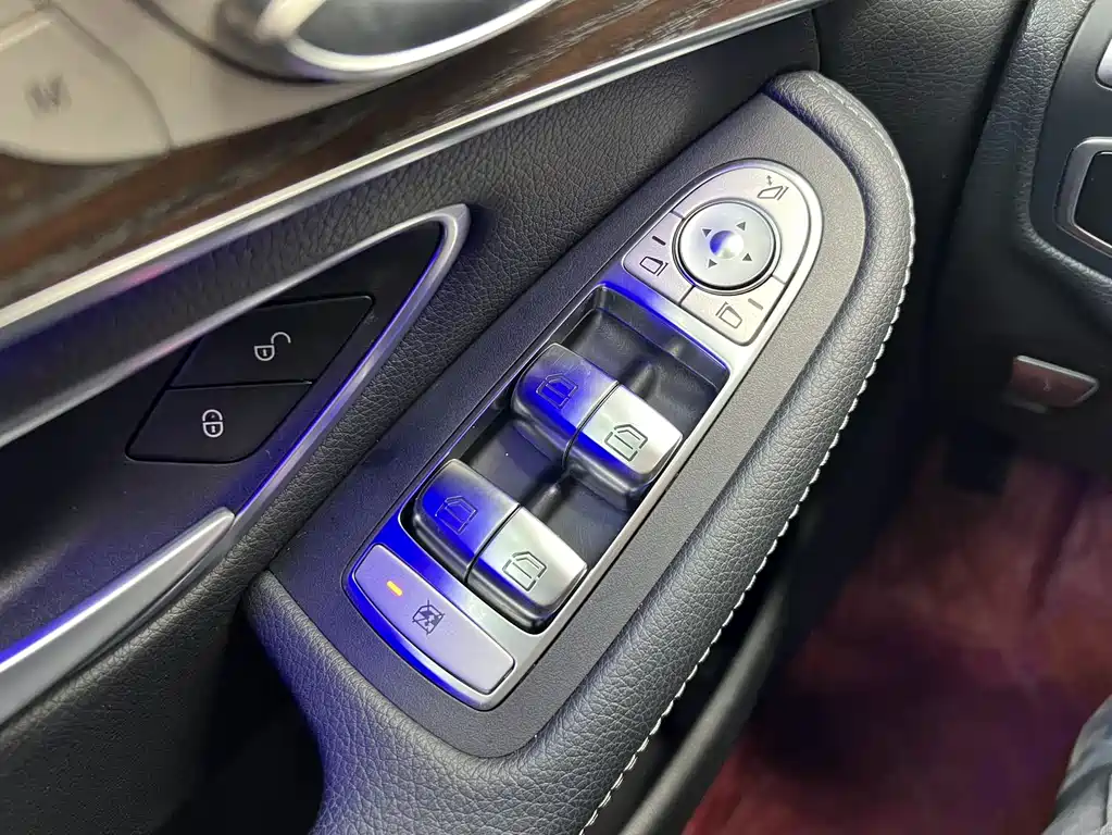 Mercedes-Benz GLC 2020 GLC 260 L 4MATIC Luxury