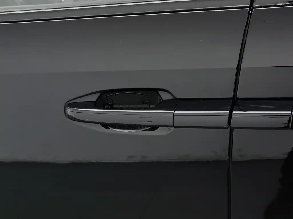 GAC Motor Trumpchi E9 — миниатюра 18