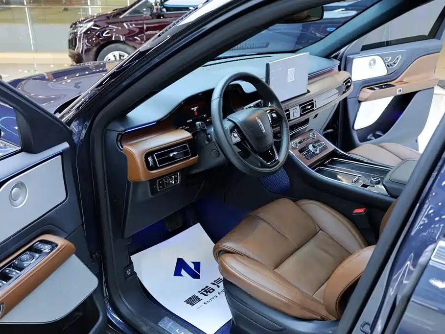 Lincoln Aviator — фотографии объявления, Фото 16