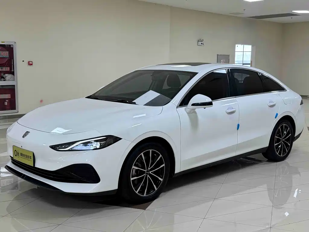 Roewe D7