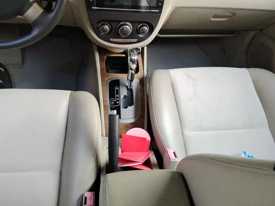 Buick Excelle — миниатюра 16