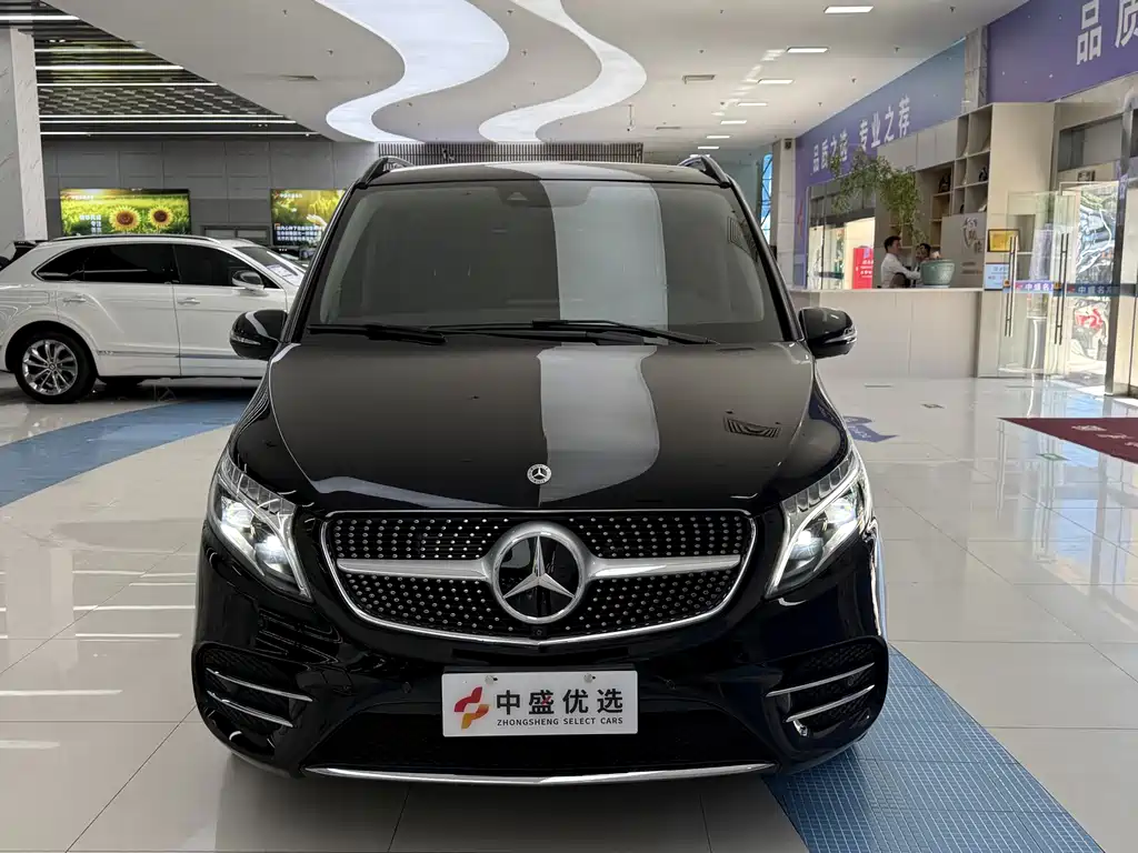 Mercedes-Benz V-Class — миниатюра 2